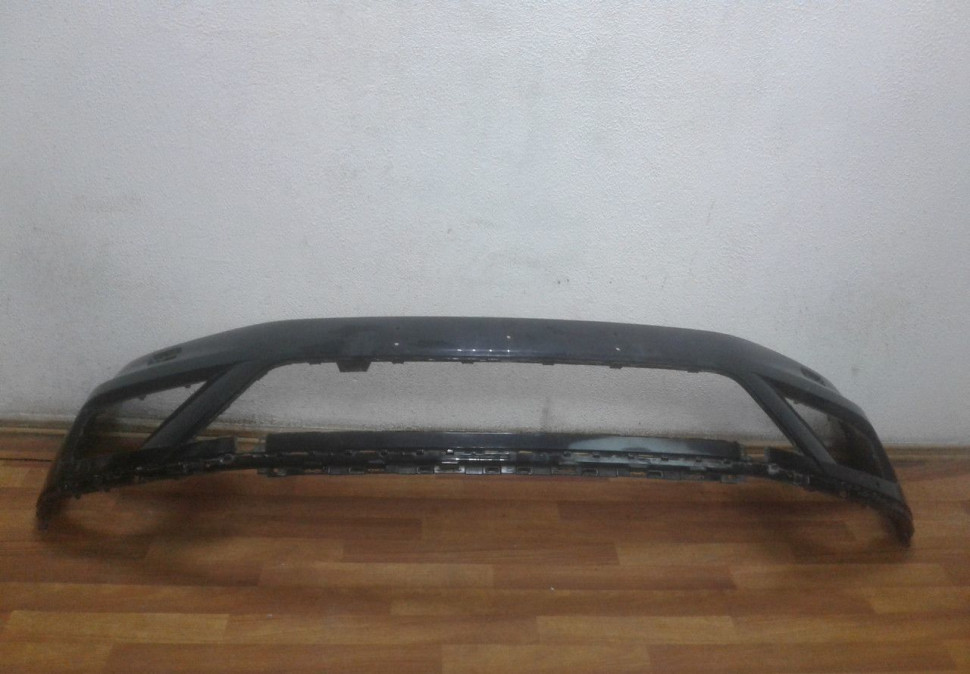 Бампер передний Volkswagen Touareg NF рест oem 7p6807221d Бампер передний Volkswagen Touareg NF рест oem 7p6807221d