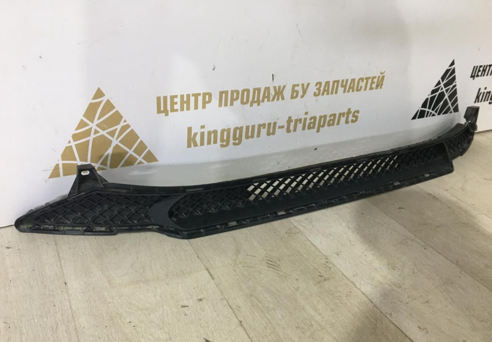 Решетка переднего бампера Hyundai Solaris 2 рест 2020> oem 86561H5500