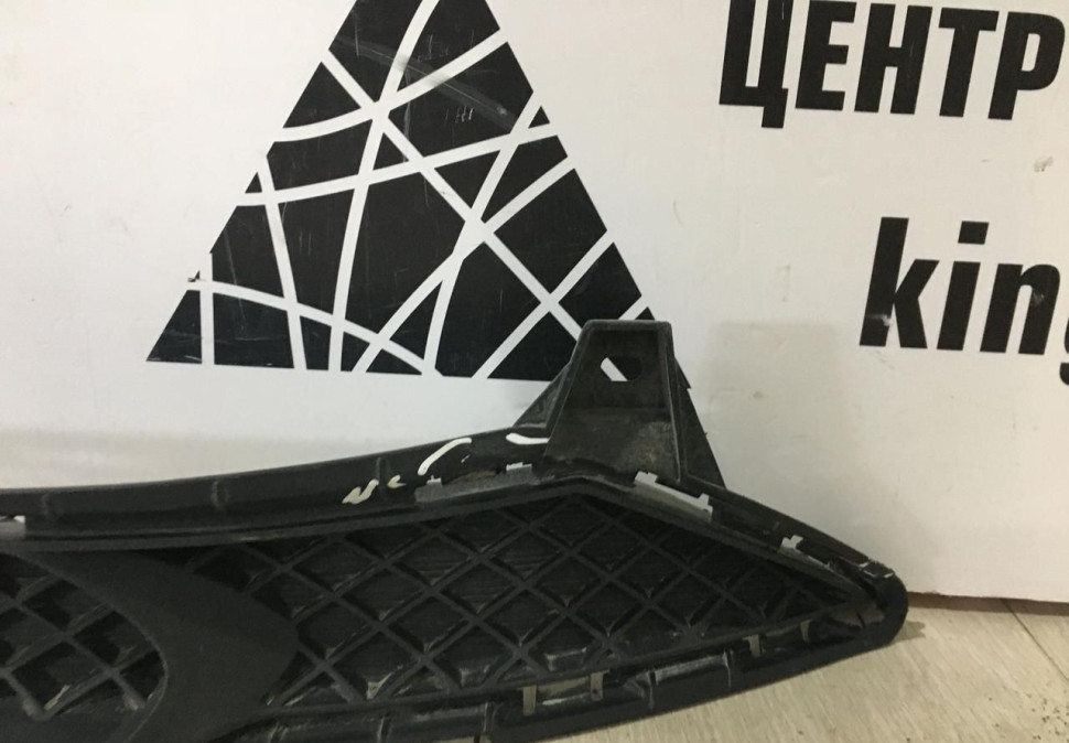 Решетка переднего бампера Hyundai Solaris 2 рест 2020> oem 86561H5500
