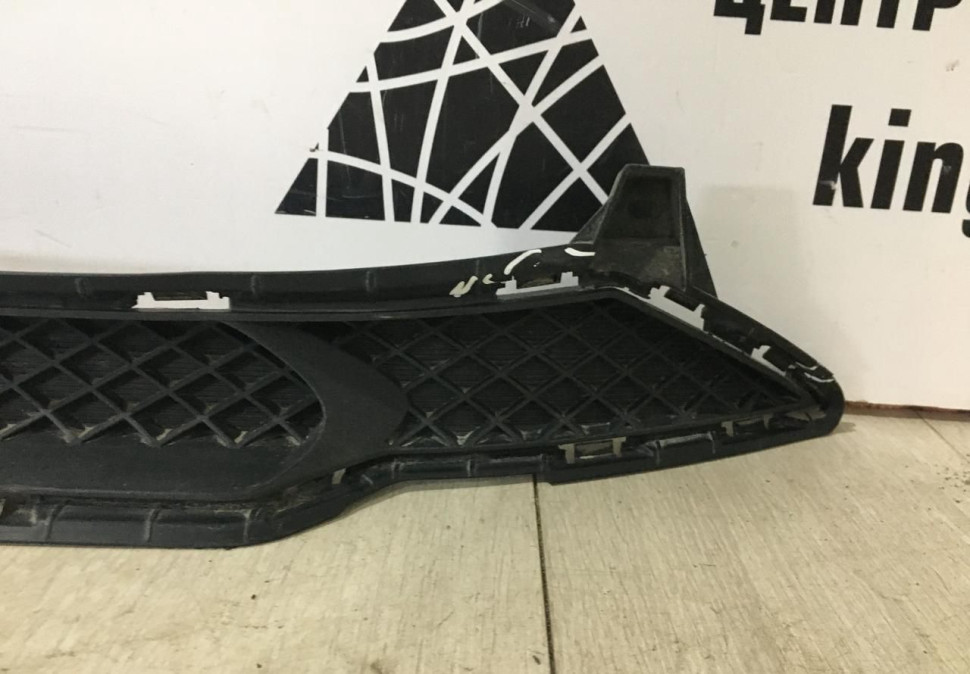 Решетка переднего бампера Hyundai Solaris 2 рест 2020> oem 86561H5500