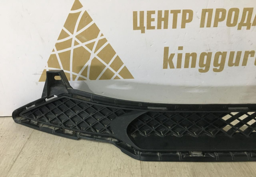 Решетка переднего бампера Hyundai Solaris 2 рест 2020> oem 86561H5500