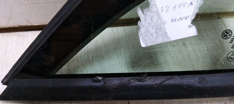 Форточка двери передняя правая Volkswagen Tiguan 2 (2017>) oem 5na845114 Форточка двери передняя правая Volkswagen Tiguan 2 (2017>) oem 5na845114