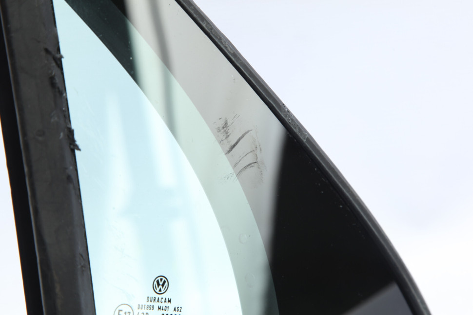 Форточка двери передняя правая Volkswagen Tiguan 2 (2017>) oem 5na845114