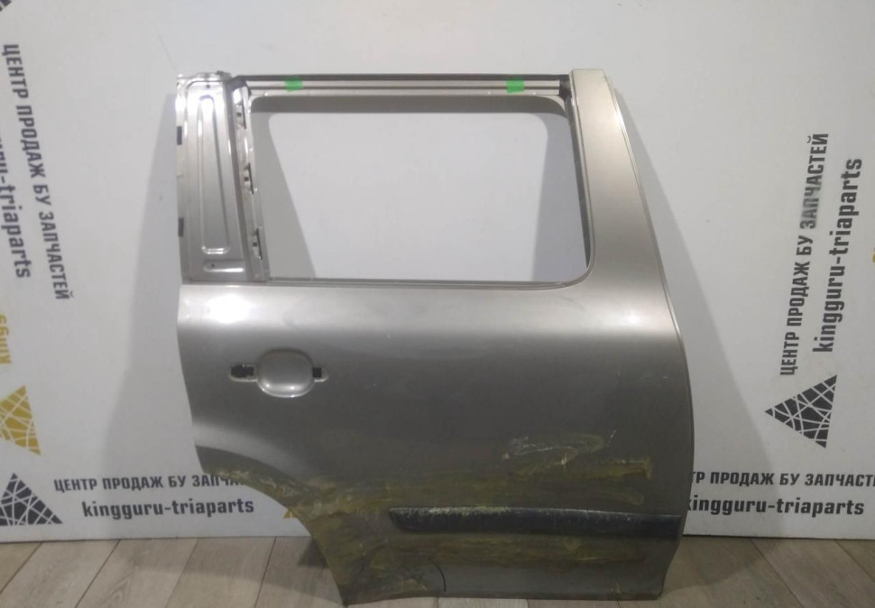 Дверь задняя правая бу Skoda Yeti OEM 5L0833052