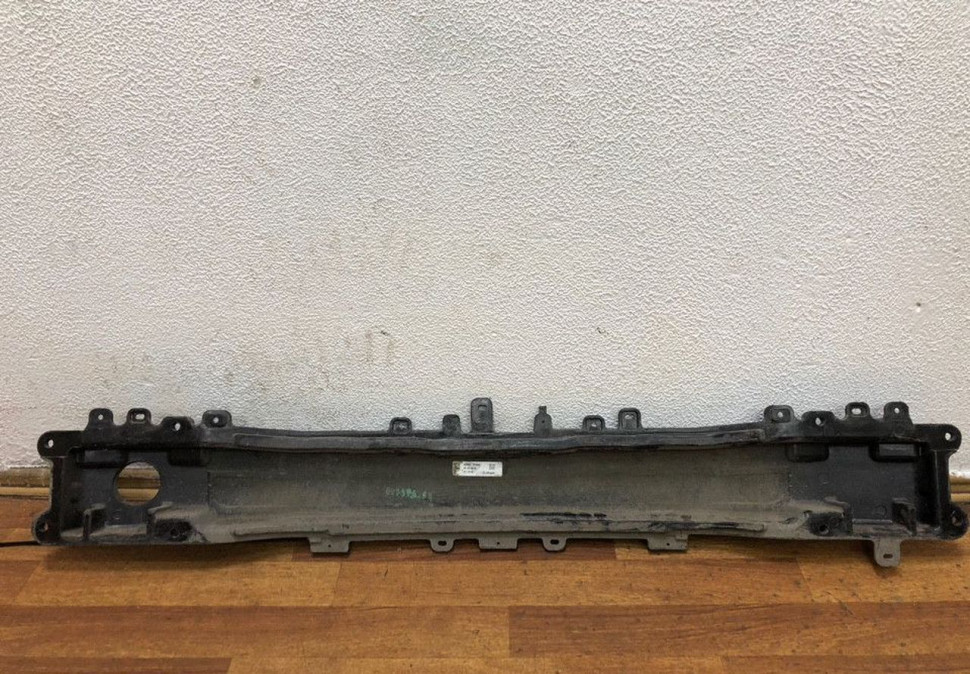 Усилитель заднего бампера Hyundai Tucson 3 oem 86630D7000 Усилитель заднего бампера Hyundai Tucson 3 oem 86630D7000