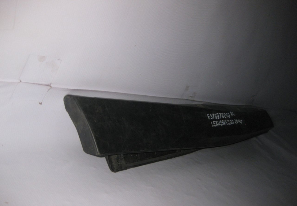 Молдинг двери задний левый Lexus NX 1 (14-17) oem 6373978010 (Скл-3)