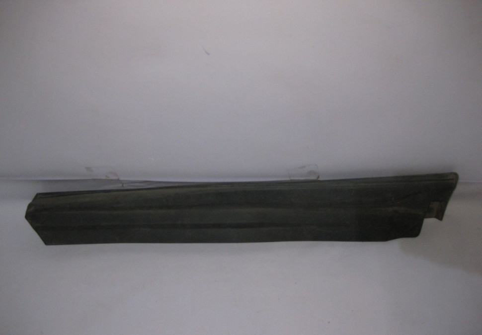 Молдинг двери задний левый Lexus NX 1 (14-17) oem 6373978010 (Скл-3)