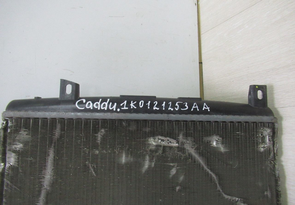 Радиатор охлаждения Volkswagen Jetta 6 OEM 1k0121253aa Радиатор охлаждения Volkswagen Jetta 6 OEM 1k0121253aa