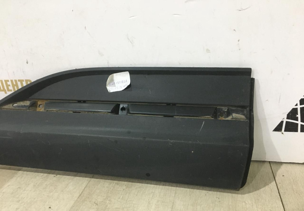 Молдинг задней правой двери Renault Koleos 2 OEM 808207885R Молдинг задней правой двери Renault Koleos 2 OEM 808207885R