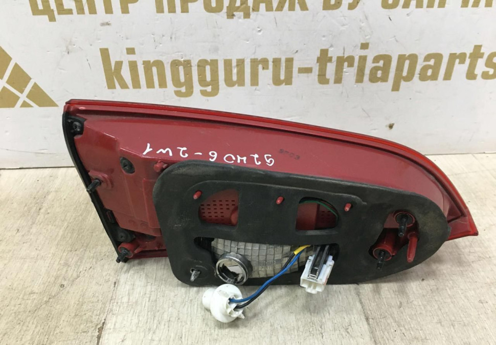 Фонарь правый внутренний Hyundai Santa Fe 3 oem 924062W130 Фонарь правый внутренний Hyundai Santa Fe 3 oem 924062W130