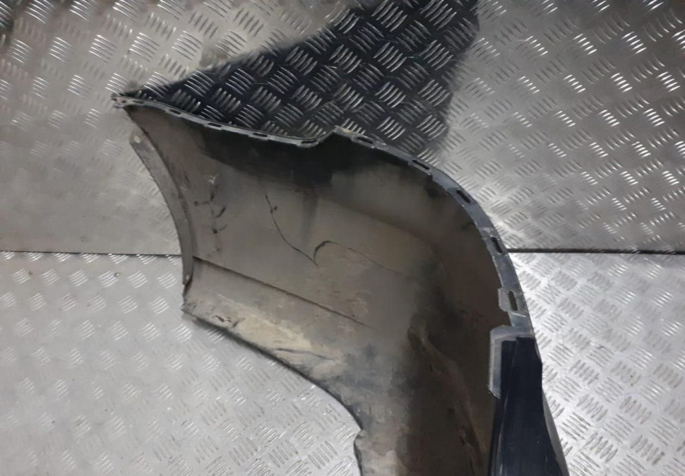 Бампер задний Volkswagen Polo 5 oem 6RU807421D