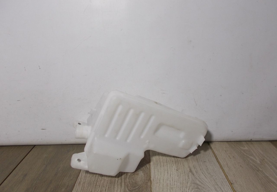 Бачок омывателя бу Skoda Octavia A7 OEM 5Q0955453AP