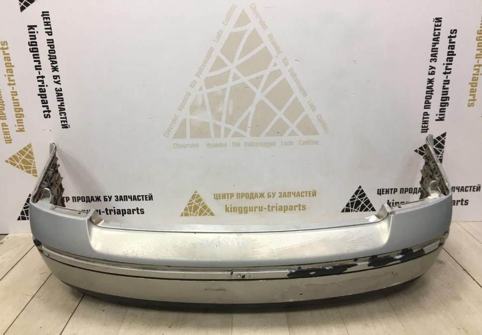 Бампер задний Volkswagen Passat B5 OEM 3B5807378