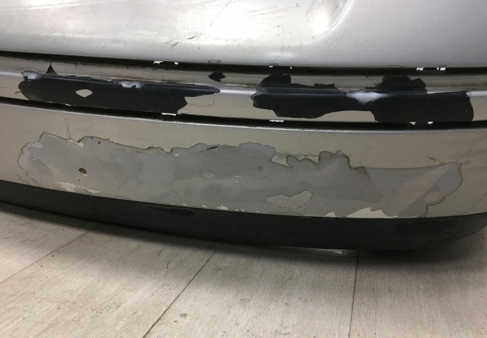 Бампер задний Volkswagen Passat B5 OEM 3B5807378