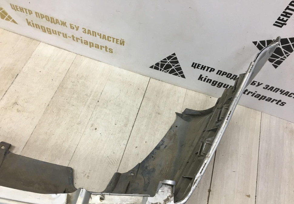 Бампер задний Volkswagen Passat B5 OEM 3B5807378