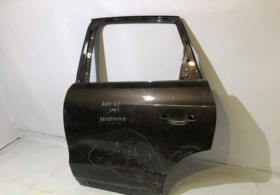 Дверь задняя левая Audi Q5 OEM 8R0833051B (скл-3) Дверь задняя левая Audi Q5 OEM 8R0833051B (скл-3)