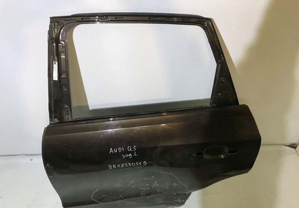 Дверь задняя левая Audi Q5 OEM 8R0833051B (скл-3) Дверь задняя левая Audi Q5 OEM 8R0833051B (скл-3)