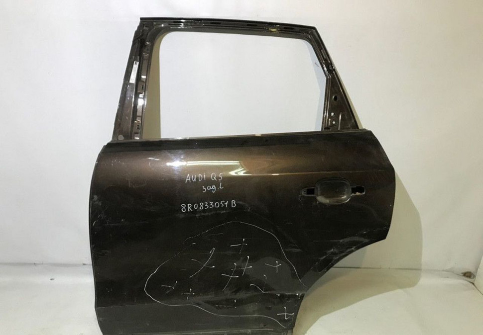 Дверь задняя левая Audi Q5 OEM 8R0833051B (скл-3)