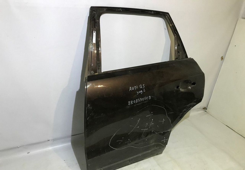 Дверь задняя левая Audi Q5 OEM 8R0833051B (скл-3) Дверь задняя левая Audi Q5 OEM 8R0833051B (скл-3)