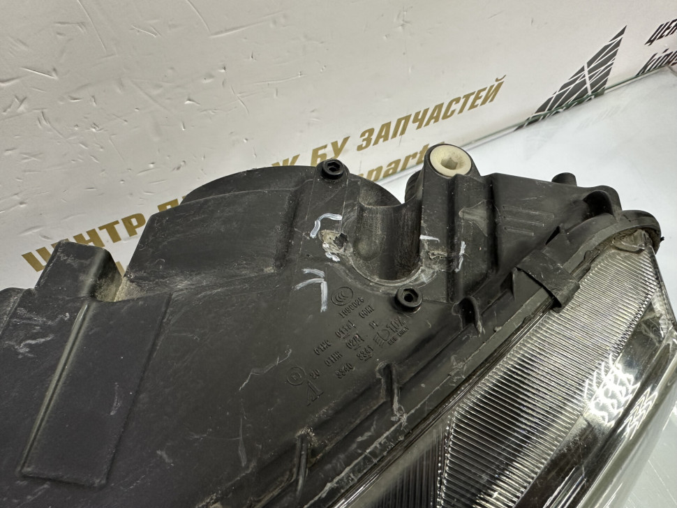 Фара галоген левая Skoda Octavia A7 до рестайлинг OEM 5E1941015
