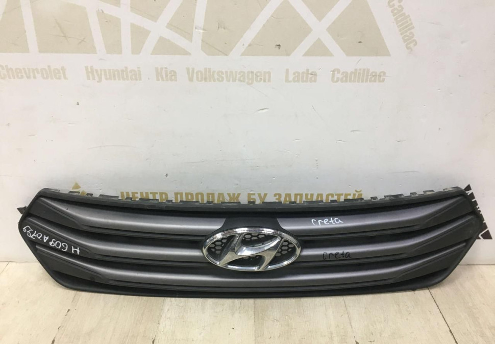 Решетка радиатора Hyundai Creta 2016 oem 86351M0000