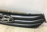 Решетка радиатора Hyundai Creta 2016 oem 86351M0000