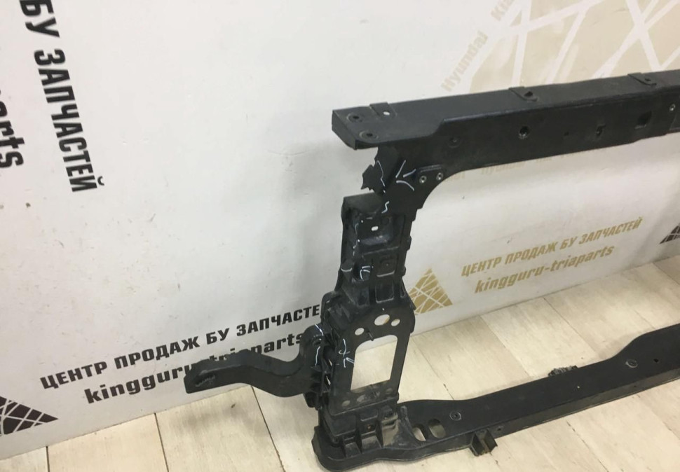 Панель передняя Hyudai Santa Fe 4 2018> oem 64101S1000