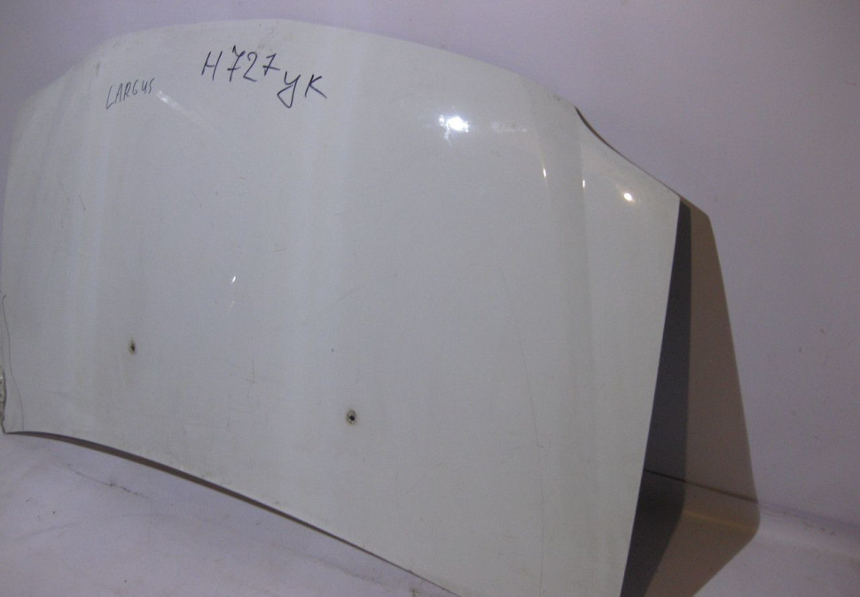 Капот Lada Largus (вмятина) (скл-3) Капот Lada Largus (вмятина) (скл-3)