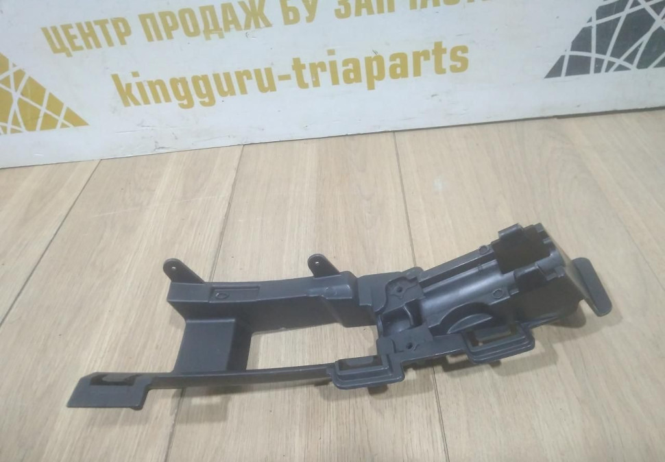 Абсорбер переднего бампера правый бу Renault Laguna 3 OEM 620102560R Абсорбер переднего бампера правый бу Renault Laguna 3 OEM 620102560R