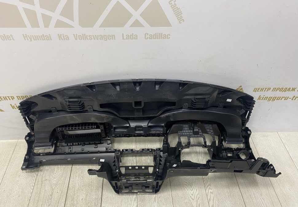 Торпедо сработавшее Skoda Rapid 2 OEM 60U857009H Торпедо сработавшее Skoda Rapid 2 OEM 60U857009H