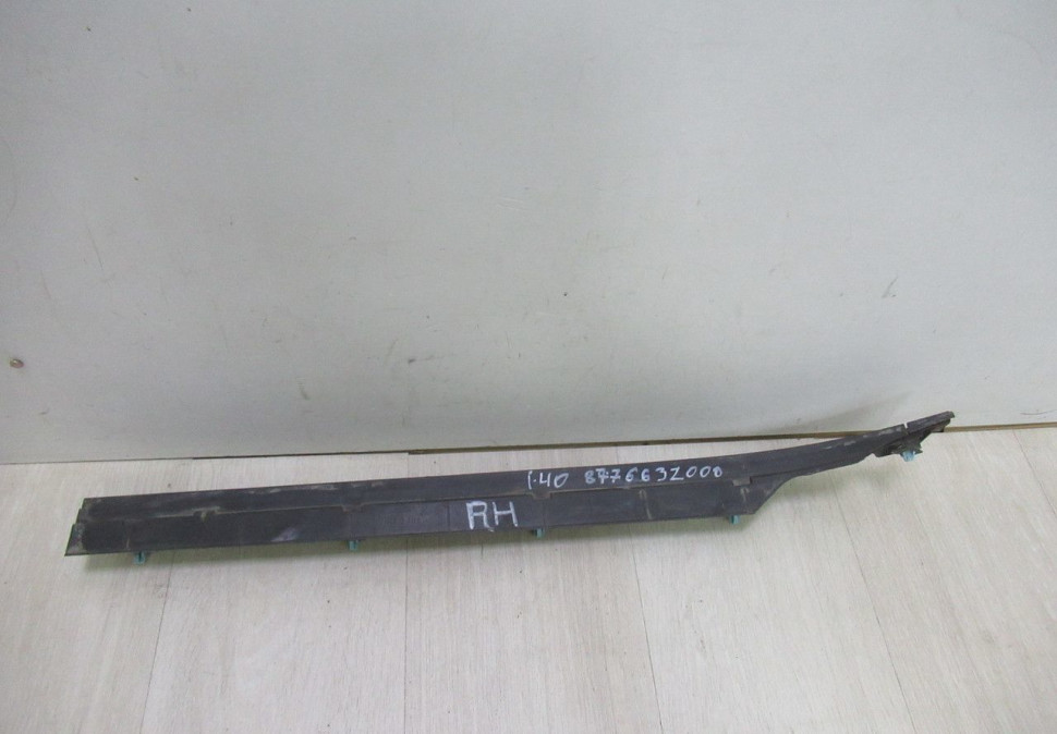 Кронштейн заднего бампера правый Hyundai I40 oem 877663z000 Кронштейн заднего бампера правый Hyundai I40 oem 877663z000
