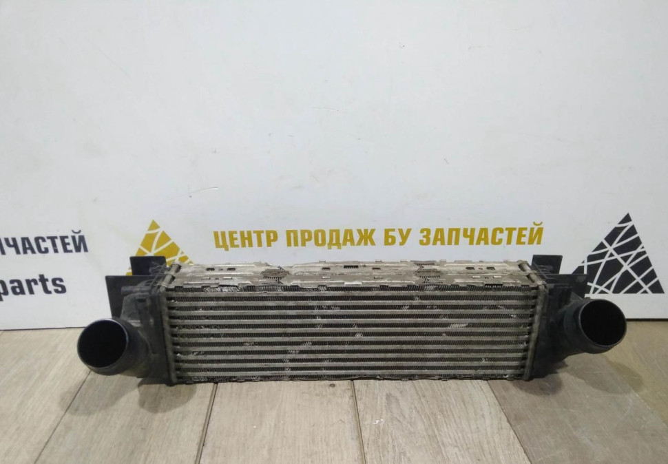 Радиатор интеркулера бу BMW X3 F25 OEM 17517823570