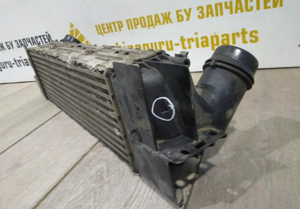 Радиатор интеркулера бу BMW X3 F25 OEM 17517823570