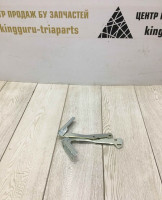 Петли капота левая правая Renault Sandero OEM 8200763871 8200763872