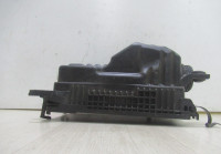 Крышка (крышка) корпуса воздушнего фильтра Hyundai Solaris 2 oem  28110H8100 (слом.2крепл)