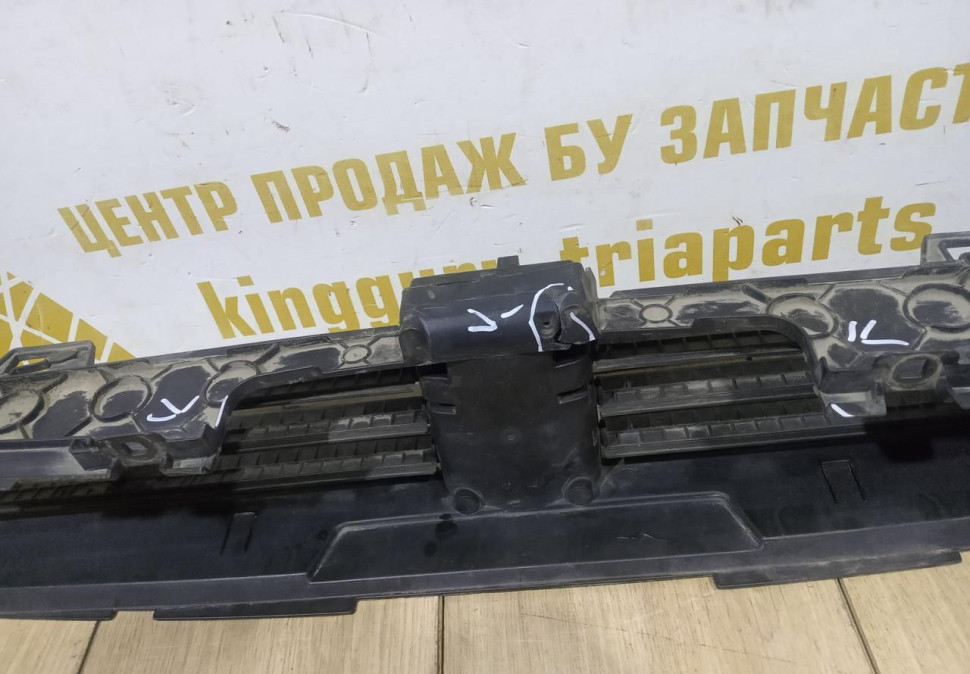 Жалюзи воздуховода нижние бу BMW X3 G01 OEM 51137497231 Жалюзи воздуховода нижние бу BMW X3 G01 OEM 51137497231