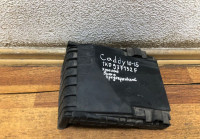 Крышка блока предохранителей Volkswagen Caddy oem 1k0937132f