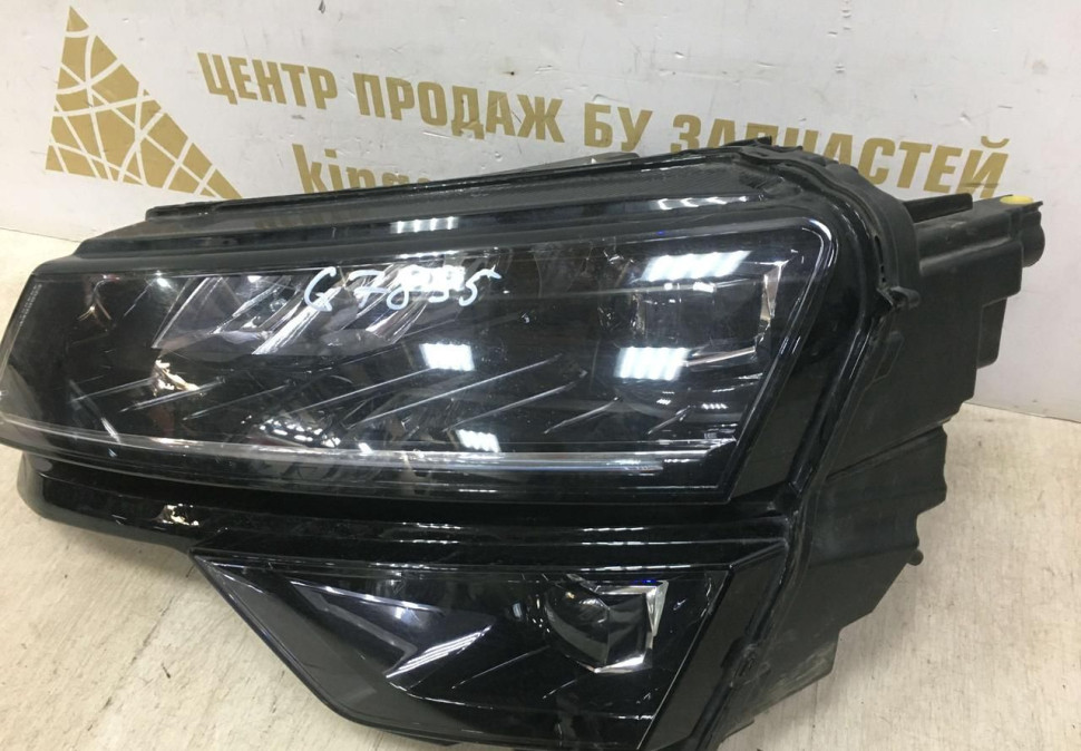 Фара ЛЭД LED левая Skoda Karoq OEM 57B941015D Фара ЛЭД LED левая Skoda Karoq OEM 57B941015D