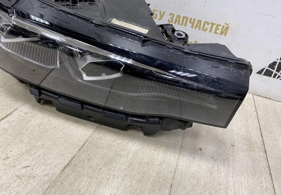 Фара ЛЭД LED адаптивная правая BMW X7 G07 OEM 63117933318 Фара ЛЭД LED адаптивная правая BMW X7 G07 OEM 63117933318