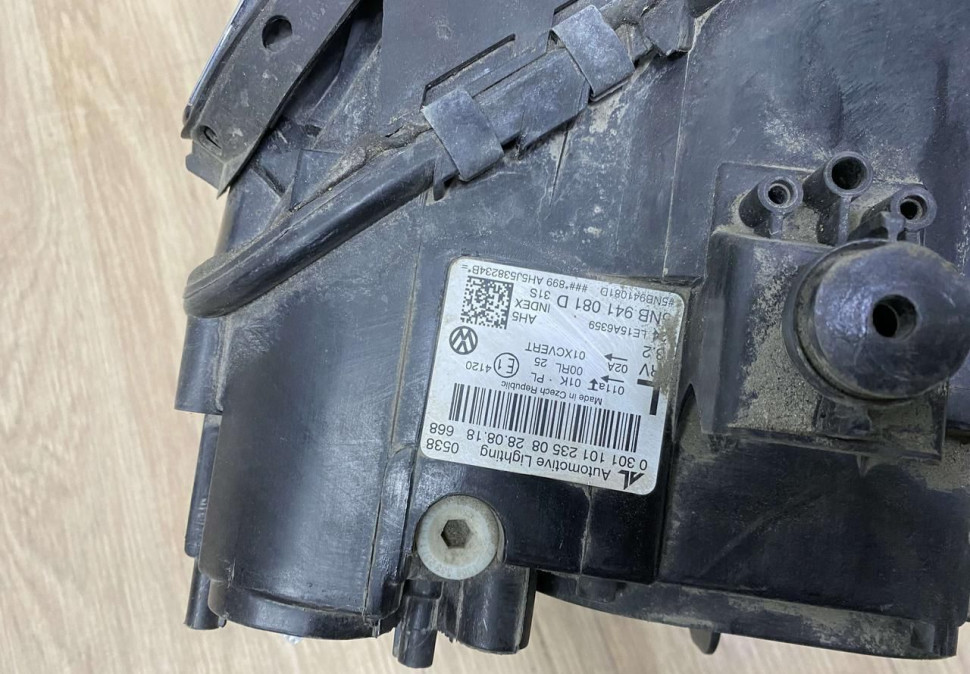 Фара левая Volkswagen Tiguan 2 LED дорестайлинг 2016 oem 5NB941081D Фара левая Volkswagen Tiguan 2 LED дорестайлинг 2016 oem 5NB941081D