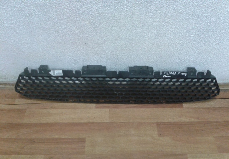 Усилитель переднего бампера нижний Lada Priora рест oem 217042803058 (скл-3)