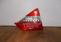 Фонарь левый внутренний бу Skoda Superb 2 рестайлинг OEM 3T5945093A