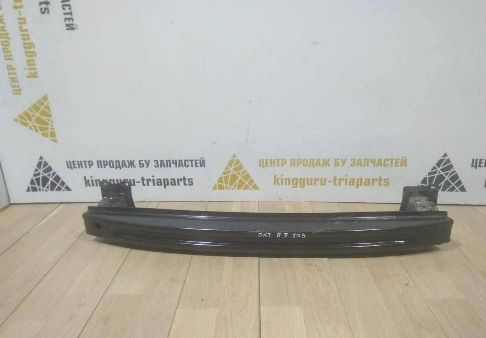 Усилитель заднего бампера бу Skoda Octavia A7 OEM 5E5807305C Усилитель заднего бампера бу Skoda Octavia A7 OEM 5E5807305C