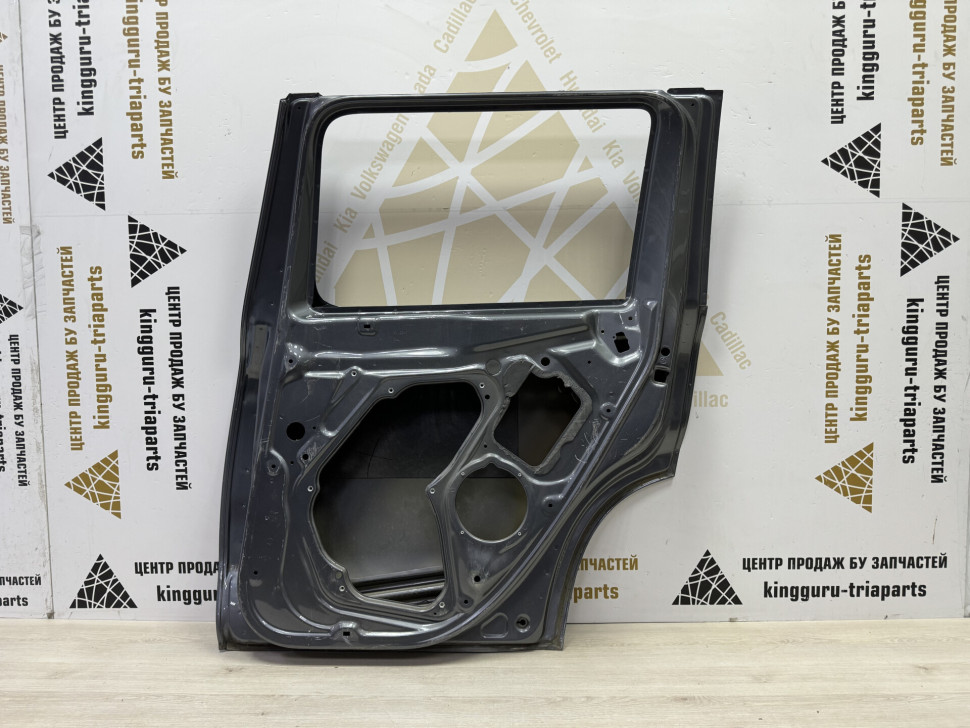 Дверь задняя правая бу Skoda Yeti OEM 5L0833052