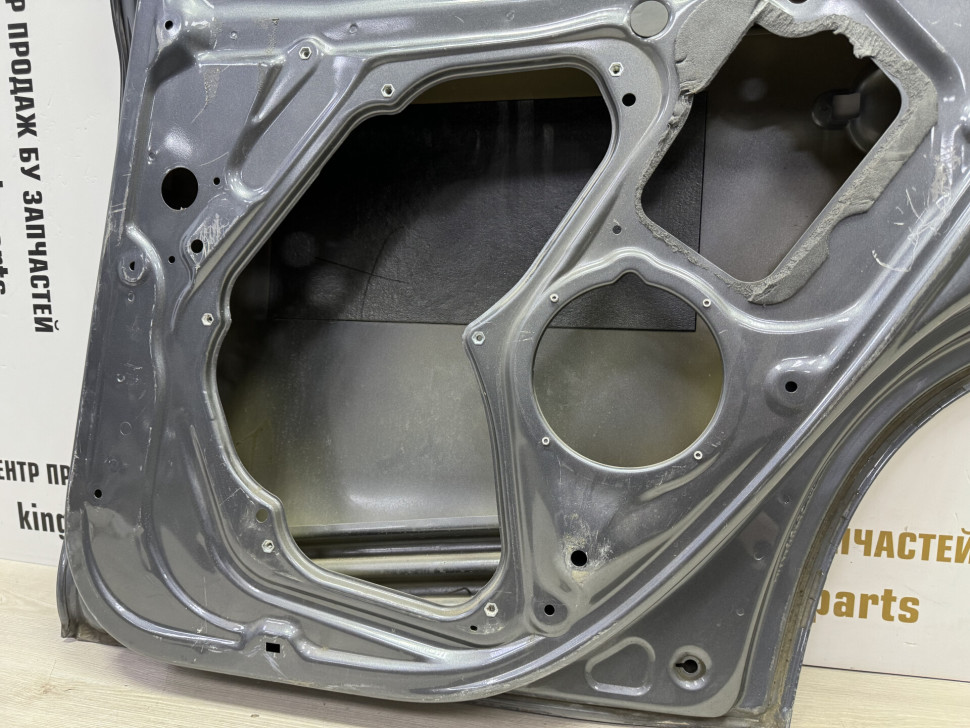 Дверь задняя правая бу Skoda Yeti OEM 5L0833052