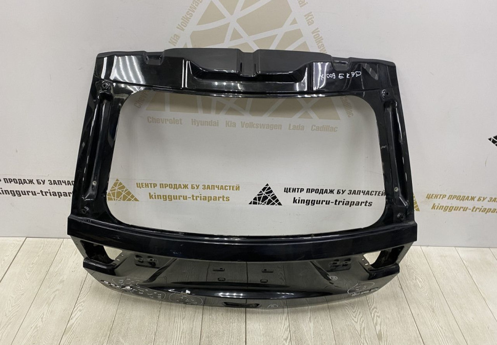 Крышка багажника Jeep Grand Cherokee WK2 OEM 55369603AE