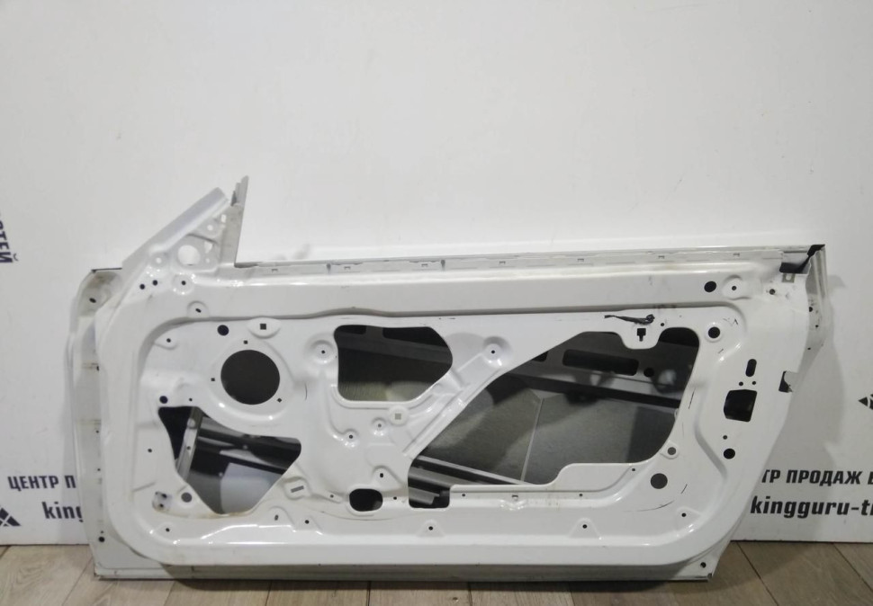 Дверь правая бу BMW 4 F32 OEM 41007327346 Дверь правая бу BMW 4 F32 OEM 41007327346