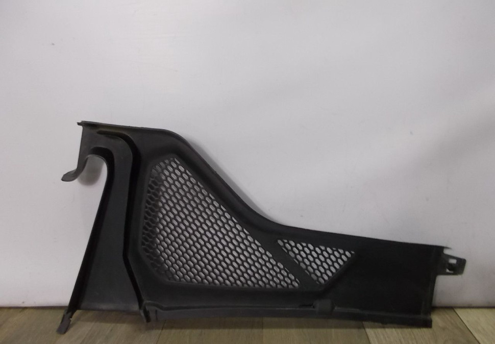 Обивка жабо бу BMW X5 F15 OEM 64319245593