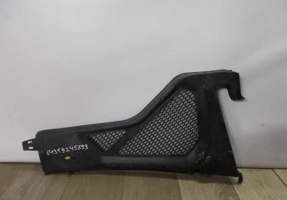 Обивка жабо бу BMW X5 F15 OEM 64319245593