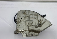 Замок задней левой электрический Volkswagen Caddy 3 2003 OEM 2K0827201